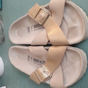 BIRKENSTOCK SANDALS SZ 38 L 7